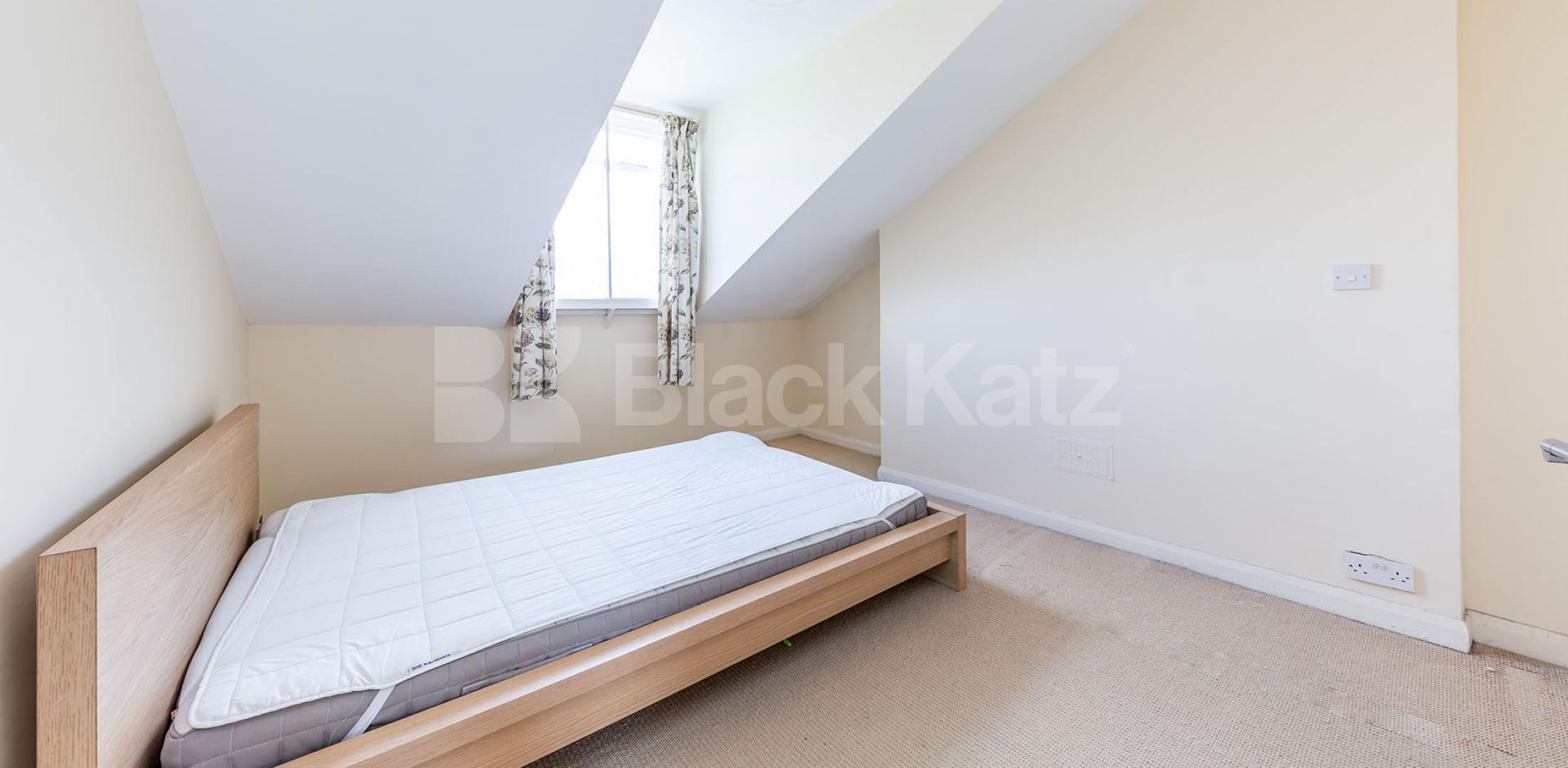 Spacious 1 bedroom period conversion in a stunning location  Gloucester Avenue, Primrose Hill